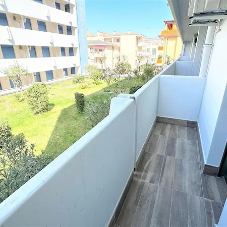 Stylish Flat With Pool Access * Bibione